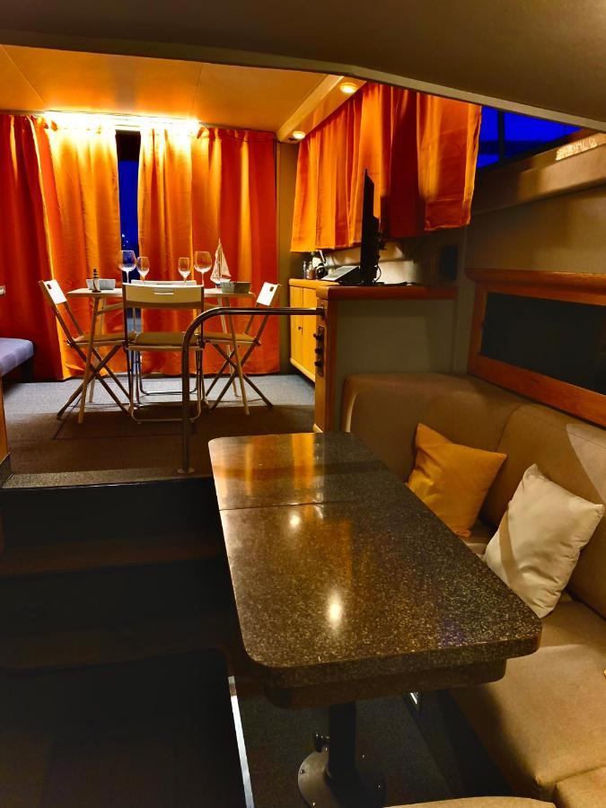 Отель Giorgia House Boat Палермо Экстерьер фото
